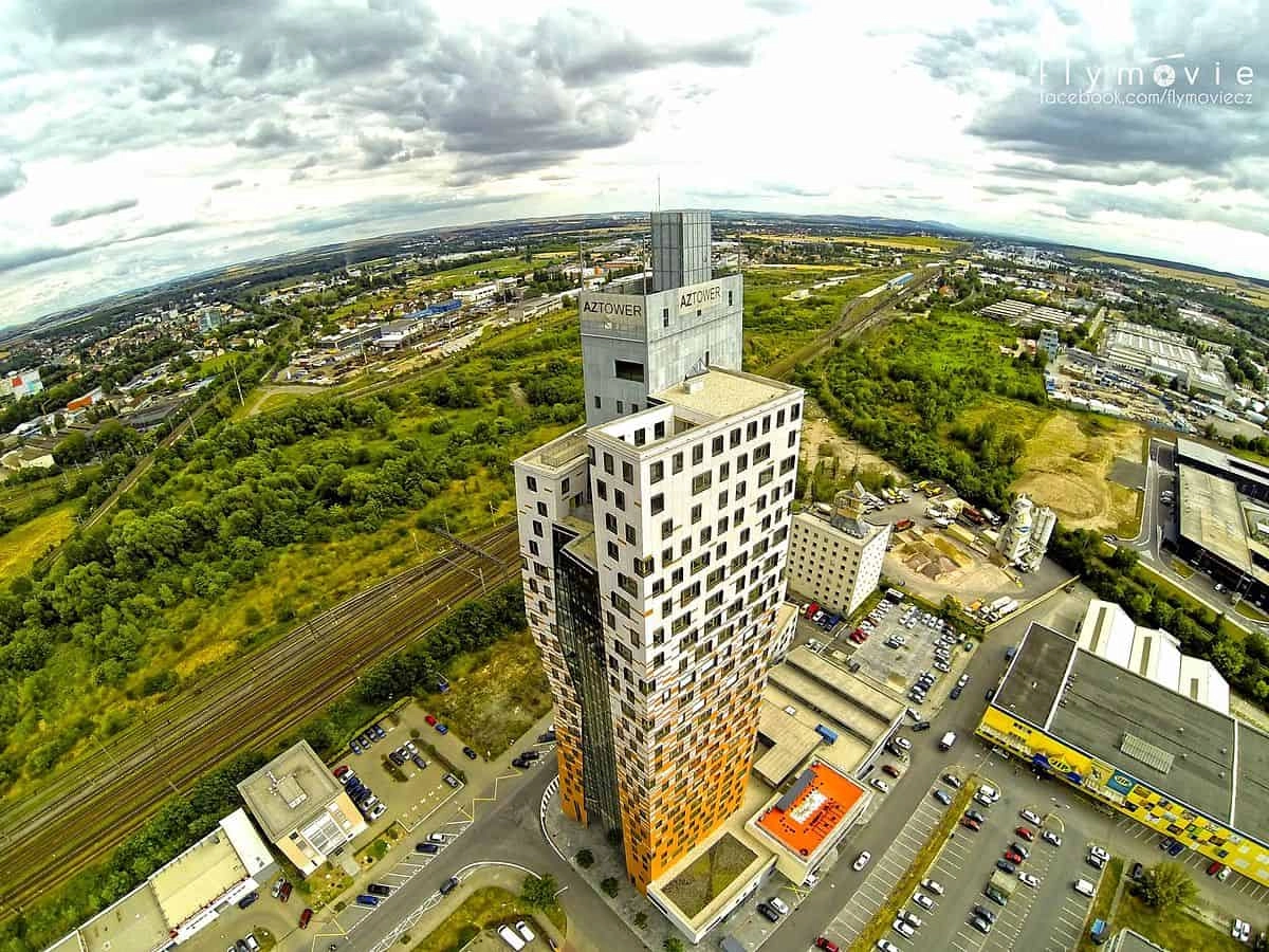 Řešení záložního napájení nejvyšší budovy v České republice